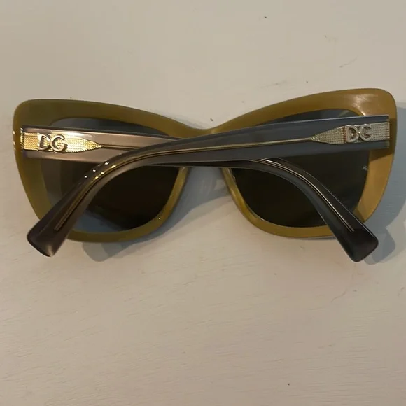 Dolce & Gabbana Gray Sunglasses - Picture 4 of 11